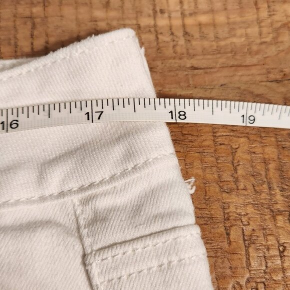 American Eagle Women's White Jean Shorts Size 14 - Picture 10 of 14